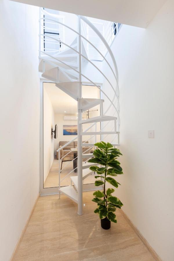 Fl56 - New 3Storey House - Private Entrance & Roof Il Furjana Bagian luar foto